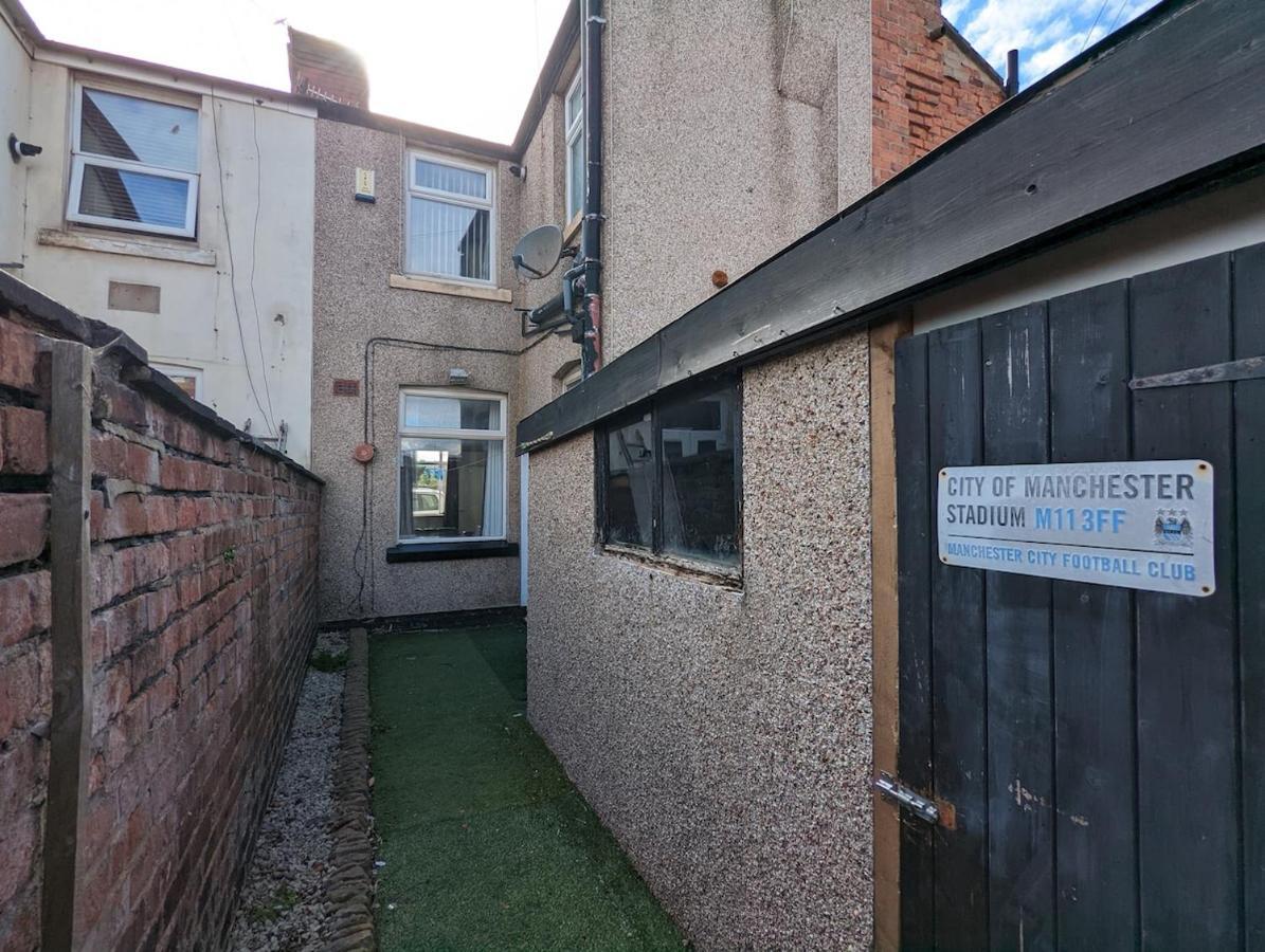 Seymour Home Free Allocated Parking Blackpool Exterior photo